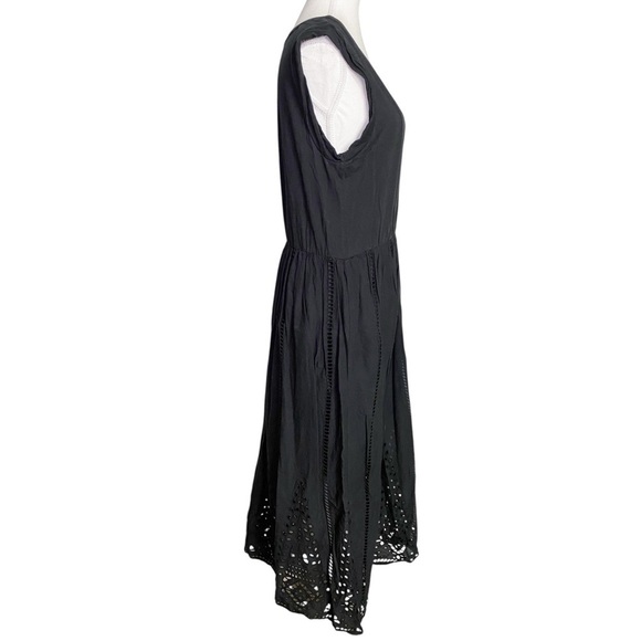 Good Hart Black Cotton Sleeveless Midi Dress with Eyelet Detail on Bottom - Picture 3 of 14